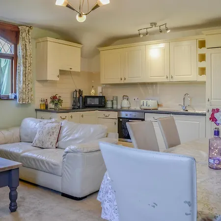 Millstream - Uk45183 * Penton