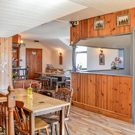 Millstream - Uk45183 Penton